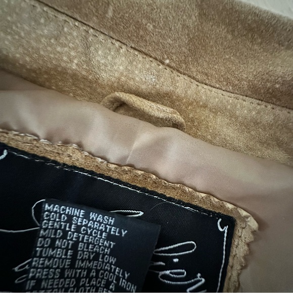 Atelier by B. Thomas Women's Size 3X Tan Suede Button Down Jacket - Picture 5 of 16